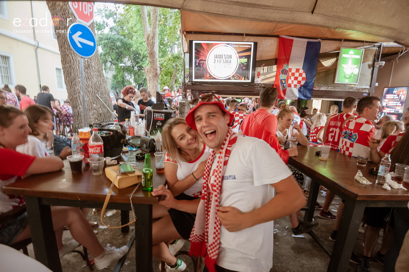 Navijačko ludilo u Zadru za vrijeme i nakon finala Svjetskog prvenstva Navijačko ludilo u Zadru za vrijeme i nakon finala Svjetskog prvenstva