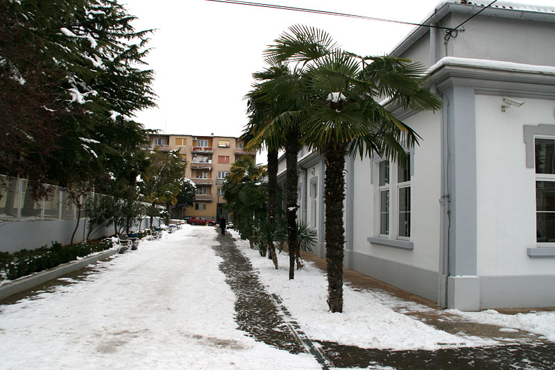 Snježni đir oko Gradske knjižnice Zadar, Foto: Lucija Juravić Snježni đir oko Gradske knjižnice Zadar, Foto: Lucija Juravić