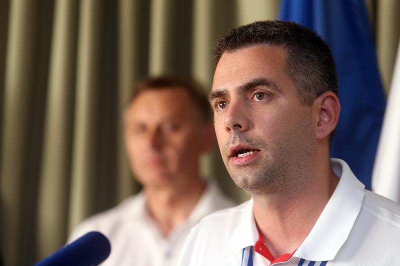 06.07.2015., Zagreb – Svecani docek kosarkasa do 19 godina koji su na svjetskom prvenstvu u Grckoj osvojili srebrnu medalju. Photo: Goran Stanzl/PIXSELL