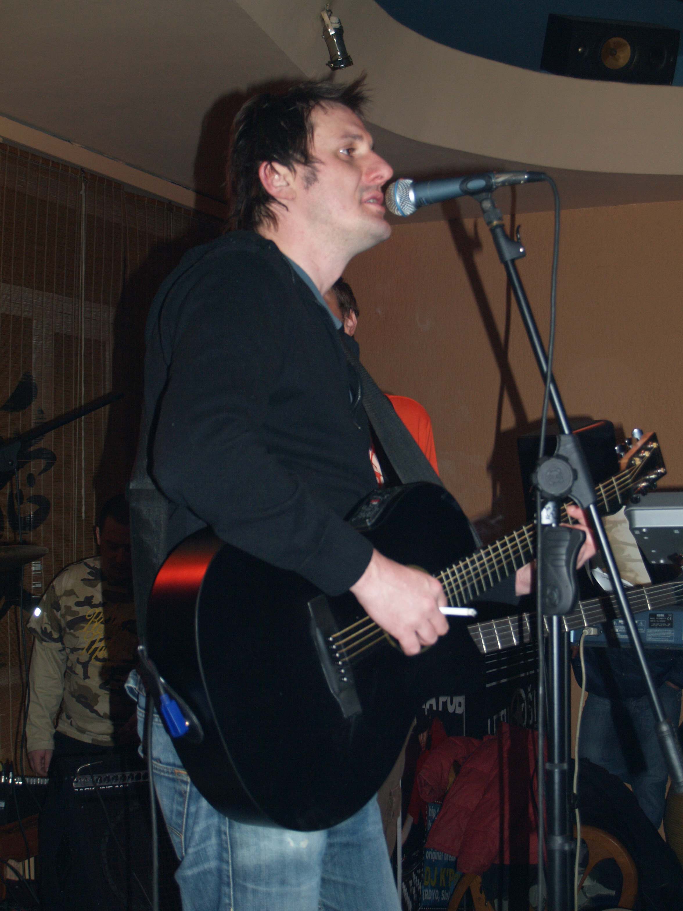 Letu štuke u Maya pub-u Letu štuke u Maya pub-u