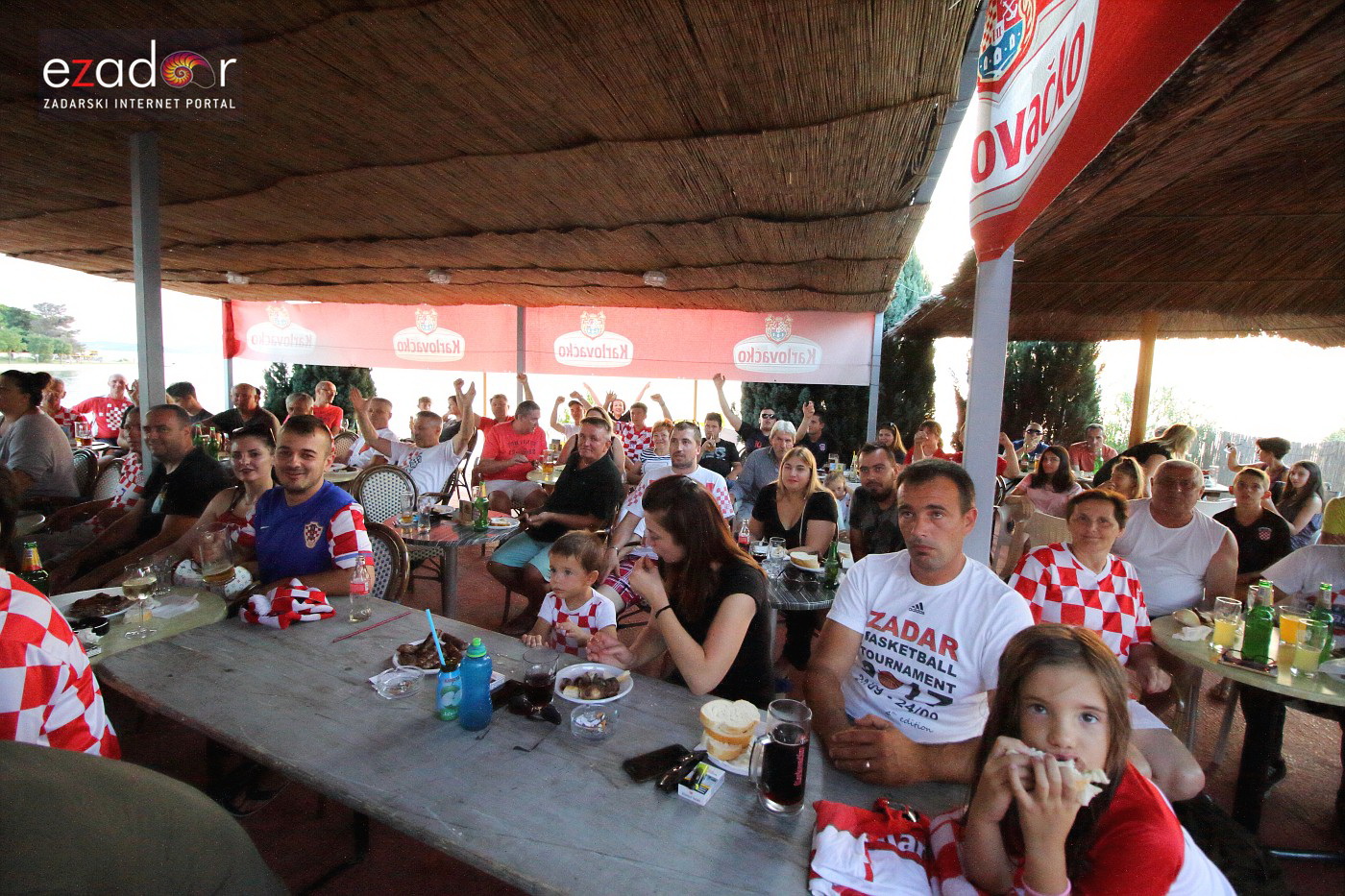 Bibinje: Navijanje za Vatrene i fešta nakon pobjede nad Engleskom