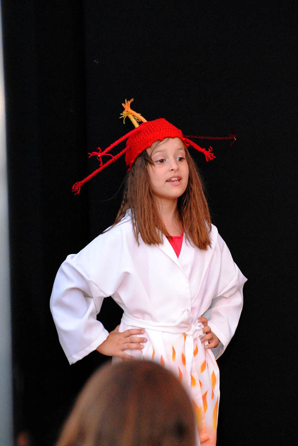 Polaznici dramsko lutkarske radionice Donatolina iz Kazališta lutaka Zadar gostovali su na ovogodišnjem Međunarodnom dječjem festivalu u Šibeniku sa predstavom “Šuma Striborova”, foto: Dino Bara Polaznici dramsko lutkarske radionice Donatolina iz Kazališta lutaka Zadar gostovali su na ovogodišnjem Međunarodnom dječjem festivalu u Šibeniku sa predstavom “Šuma Striborova”, foto: Dino Bara