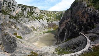 Utakmica na dnu jezera