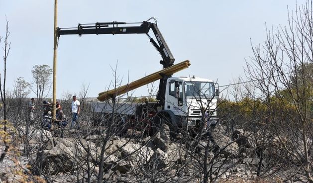 Pristeg: Nakon što je lokaliziran požar, na teren su izašle ekipe koje saniraju štetu na elektro mreži