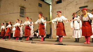 Image 1176169 (auto)