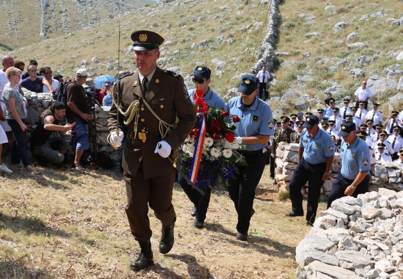 30.08.2015., Kornati – Na otoku Kornatu obiljezena je 8. obljetnica stradanja 12 vatrogasaca iz Sibenika, Vodica i Tisnog. Photo: Dusko Jaramaz/PIXSELL 30.08.2015., Kornati – Na otoku Kornatu obiljezena je 8. obljetnica stradanja 12 vatrogasaca iz Sibenika, Vodica i Tisnog. Photo: Dusko Jaramaz/PIXSELL