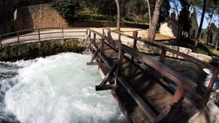 Obilaskom Nacionalnog parka Krka posjetitelji su obilježili 13. ožujka – Međunarodni dan rijeka. Photo: Hrvoje Jelavić/PIXSELL Obilaskom Nacionalnog parka Krka posjetitelji su obilježili 13. ožujka – Međunarodni dan rijeka. Photo: Hrvoje Jelavić/PIXSELL