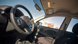 Image 943439 (auto) Image 943439 (auto)