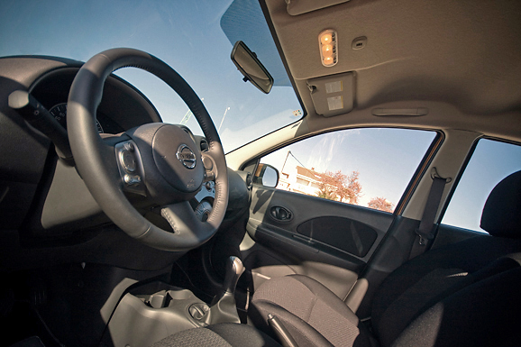 Image 943439 (auto) Image 943439 (auto)