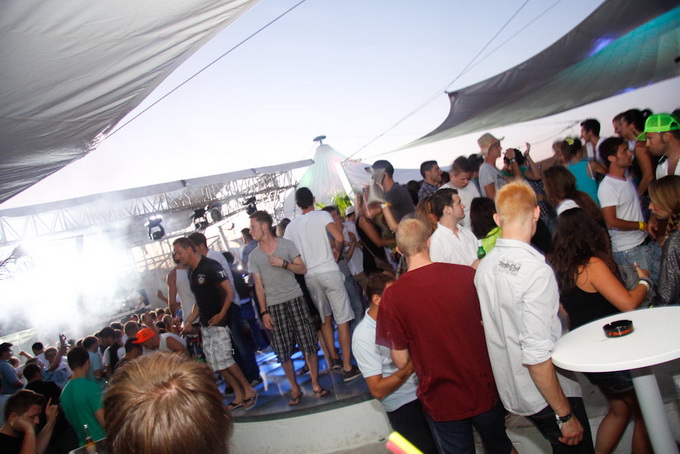 Najveći Playboy party održan na Zrću Najveći Playboy party održan na Zrću