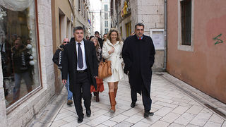 Image 1033365 (auto) Image 1033365 (auto)