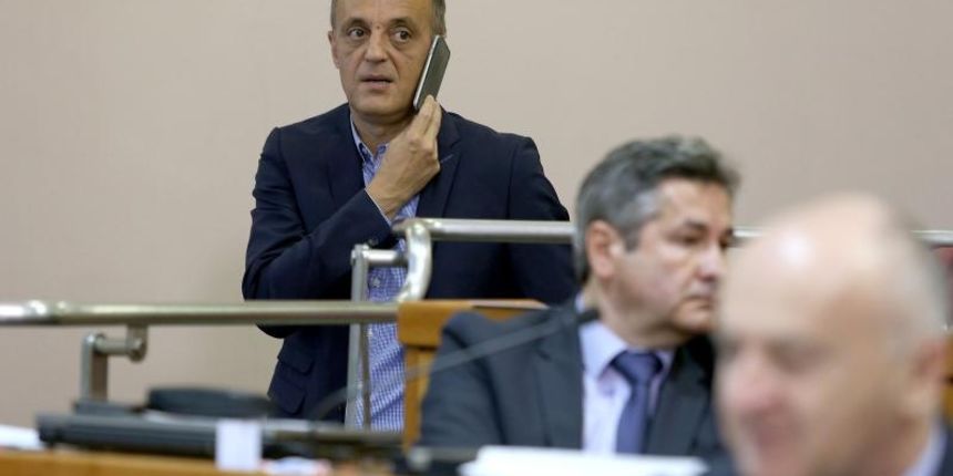 Bez i jednog zahtjeva za stanku Sabor je sjednicu nastavio raspravom o izvjescu pravobraniteljice za invalide. Izvjesce nije branila Anka Slonjsak jer joj je istekao mandat. Tihomir Jakovina Photo: Patrik Macek/PIXSELL