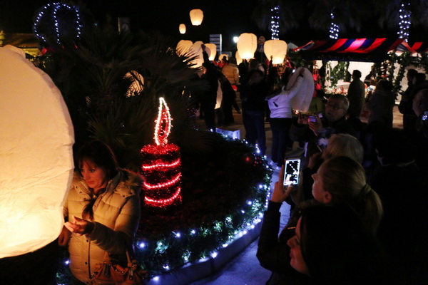 Paljenjem prve adventske svijeće i prigodnim zabavnim programom započela manifestacija Advent na otoku Viru
