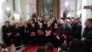 “Božićna čarolija” – koncert klapa u petrčanskoj crkvi sv. Ivana i Pavla “Božićna čarolija” – koncert klapa u petrčanskoj crkvi sv. Ivana i Pavla