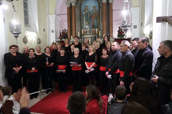“Božićna čarolija” – koncert klapa u petrčanskoj crkvi sv. Ivana i Pavla “Božićna čarolija” – koncert klapa u petrčanskoj crkvi sv. Ivana i Pavla