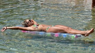 Posljednji dan Love International Festivala u Tisnom privukao je veliki broj mladih iz cijele Europe, a najviče iz Velike Britanije. Photo: Hrvoje Jelavić/PIXSELL Posljednji dan Love International Festivala u Tisnom privukao je veliki broj mladih iz cijele Europe, a najviče iz Velike Britanije. Photo: Hrvoje Jelavić/PIXSELL