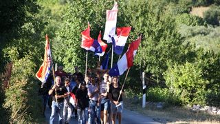 Koracima nade u istinu