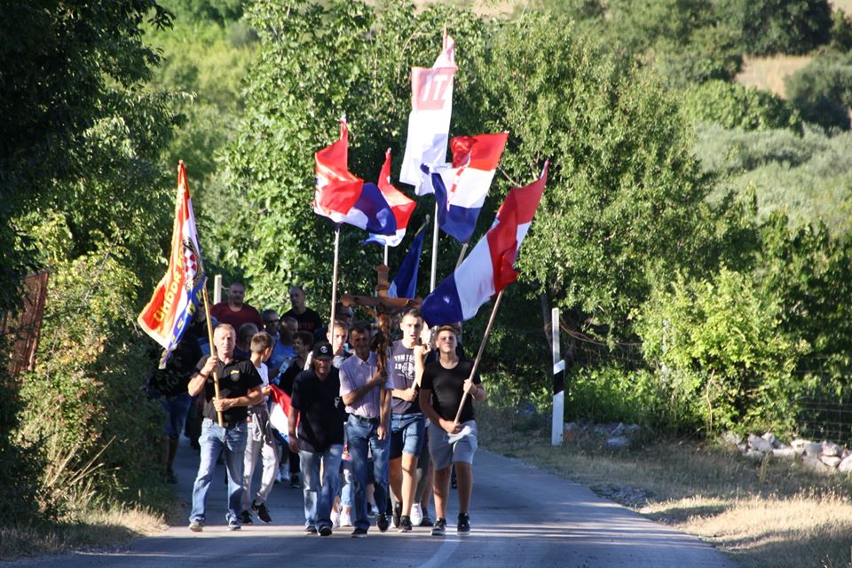 Koracima nade u istinu