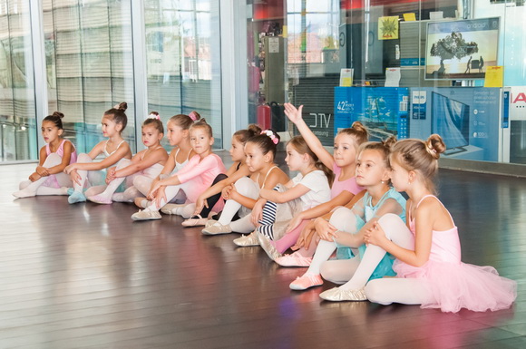 City Galleria: Predstavljanje Baletne udruge Pirueta