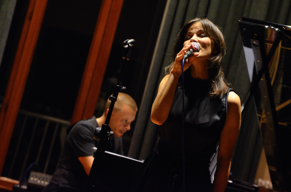 Matija Dedić i Vesna Pisarović održali koncert na zadarskom Sveučilištu Matija Dedić i Vesna Pisarović održali koncert na zadarskom Sveučilištu