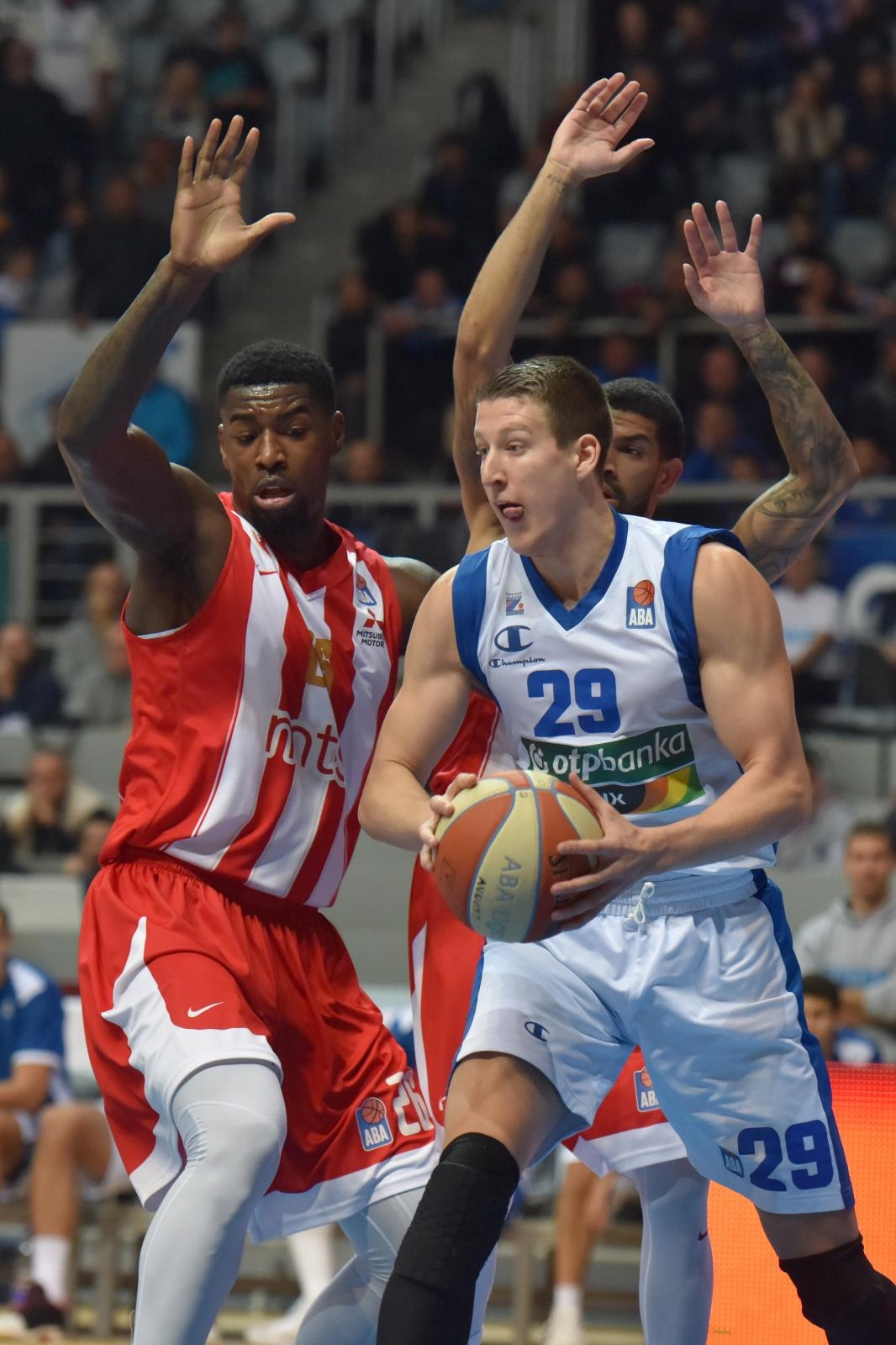 ABA liga, 9. kolo: KK Zadar – KK Crvena Zvezda 76-88 ABA liga, 9. kolo: KK Zadar – KK Crvena Zvezda 76-88