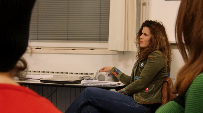 “Igrajmo se”: Olovka piše srcem, foto: I. Pejkovic “Igrajmo se”: Olovka piše srcem, foto: I. Pejkovic