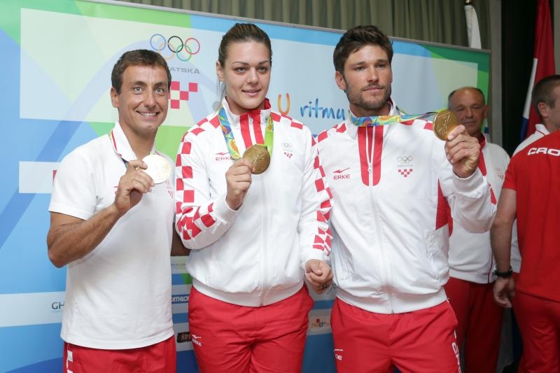 Hrvatski olimpijci svečano dočekani na Plesu. Sandra Perković, Šime Fantela, Igor Marenić, Tonči Stipanović. Photo: Luak Sanzl/PPIXSELL Hrvatski olimpijci svečano dočekani na Plesu. Sandra Perković, Šime Fantela, Igor Marenić, Tonči Stipanović. Photo: Luak Sanzl/PPIXSELL