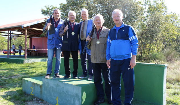 Održan jubilarni 20. memoriajalni turnir “Emil Brkulj” u gađanju glinenih golubova