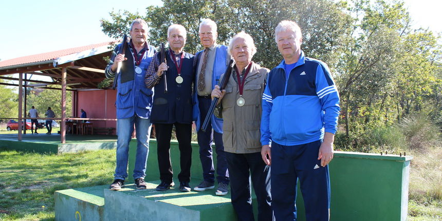 Održan jubilarni 20. memoriajalni turnir “Emil Brkulj” u gađanju glinenih golubova