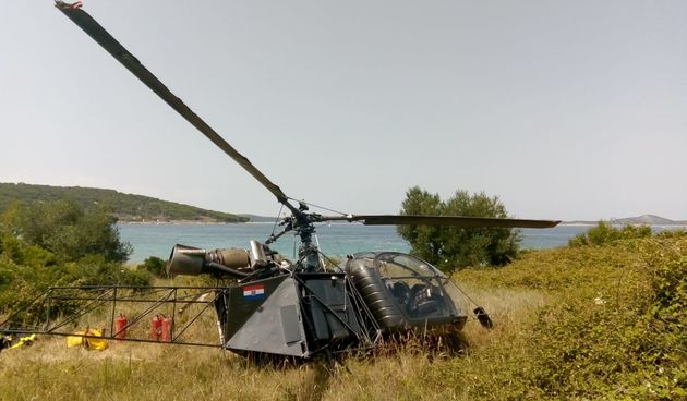 Helikopter prisilno sletio kod Zlarina