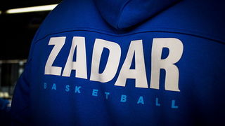 Druženje s košarkašima Zadra u Caffe baru Forum, Foto: Mia Čop Druženje s košarkašima Zadra u Caffe baru Forum, Foto: Mia Čop