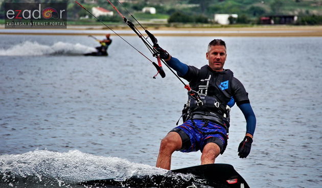 Kiteri guštali u refulima ninske bure