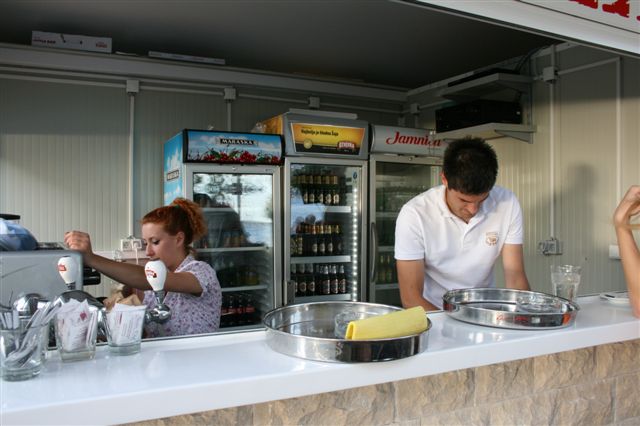 Otvorenje caffe-bara “Vanilia”