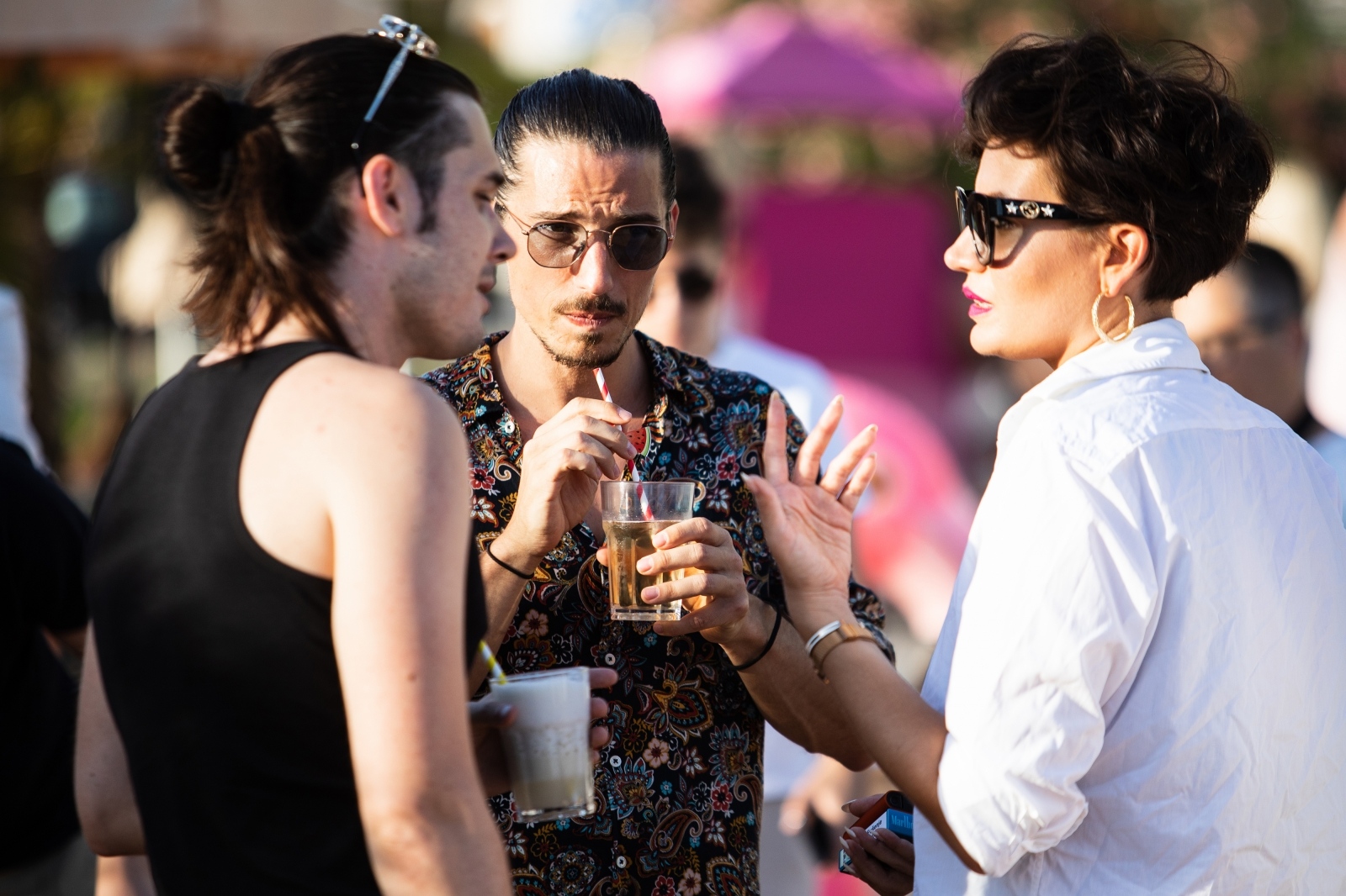 Cosmopolitan pool party @ Hotel Radisson Blue