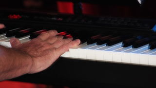 Narodni trg: koncert Aldemaromania trio & Ricardo Luque foto: Angelo Virag Narodni trg: koncert Aldemaromania trio & Ricardo Luque foto: Angelo Virag