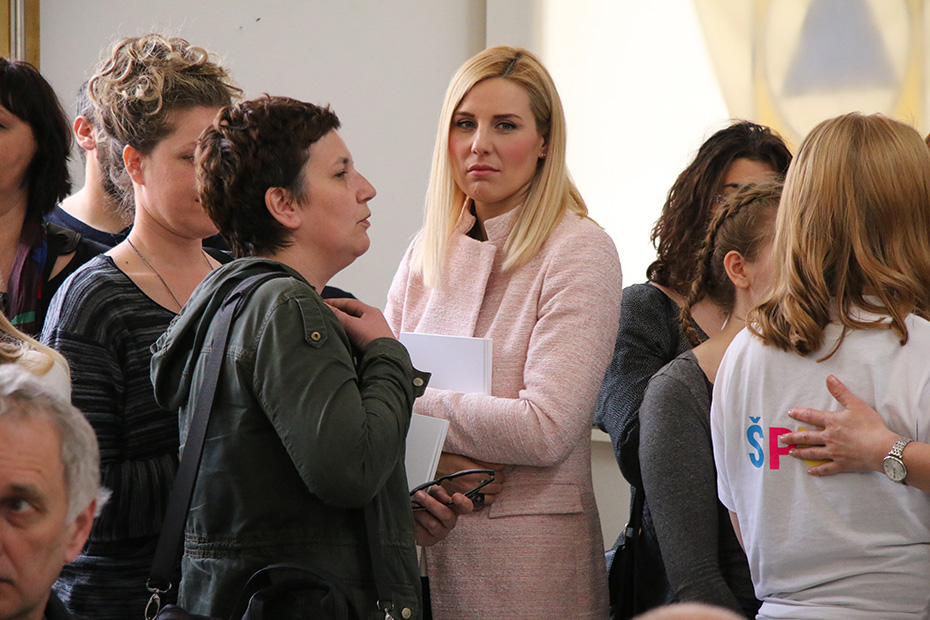 Image 432645 (auto) Image 432645 (auto)