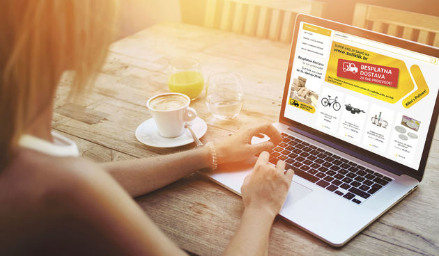 Žuti klik, online shopping, laptop