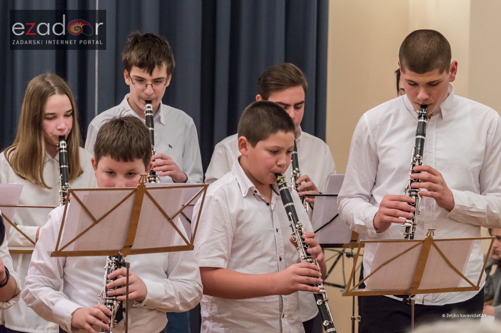 Božićni koncert mladih ansambala Glazbene škole Blagoje Bersa