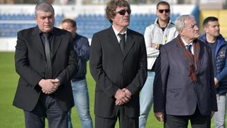 Na stadionu u Stanovima obilježena 10. obljetnica smrti Hrvoja Ćustića Na stadionu u Stanovima obilježena 10. obljetnica smrti Hrvoja Ćustića