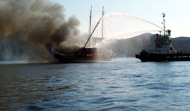 Mornar u plamenu (Foto:24sata.hr)