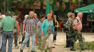 Jesenske boje i ljepote Nacionalnog parka Slapovi Krke oduševljavaju i dalje mnogobrojne turiste iz cijeloga svijeta. Photo: Hrvoje Jelavic/PIXSELL Jesenske boje i ljepote Nacionalnog parka Slapovi Krke oduševljavaju i dalje mnogobrojne turiste iz cijeloga svijeta. Photo: Hrvoje Jelavic/PIXSELL