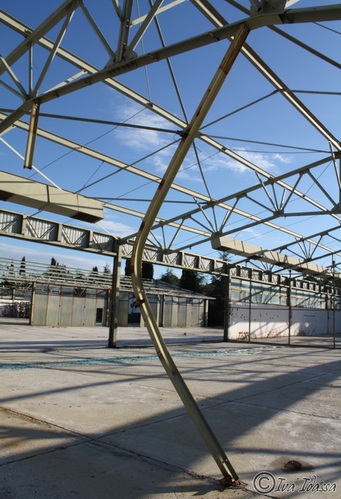 Devastirana bivša vojna baza Šepurine, Foto: Iva Idassa Devastirana bivša vojna baza Šepurine, Foto: Iva Idassa