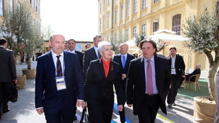 Rovinj, 220410.
Danas je u Rovinju otvorena Windays business konferencija, u organizaciji Microsoft Hrvatska i Jutarnjeg lista. Na otvorenje je dosla premijerka Jadranka Kosor.
Na fotografiji: Jadranka Kosor i Ivan Jakovcic.
Foto: Goran Sebelic / CROPIX