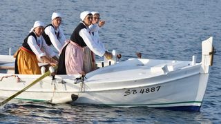 Krapanj: Održana tradicionalna ženska regata gajeta na vesla. Photo: Hrvoje Jelavić/PIXSELL Krapanj: Održana tradicionalna ženska regata gajeta na vesla. Photo: Hrvoje Jelavić/PIXSELL