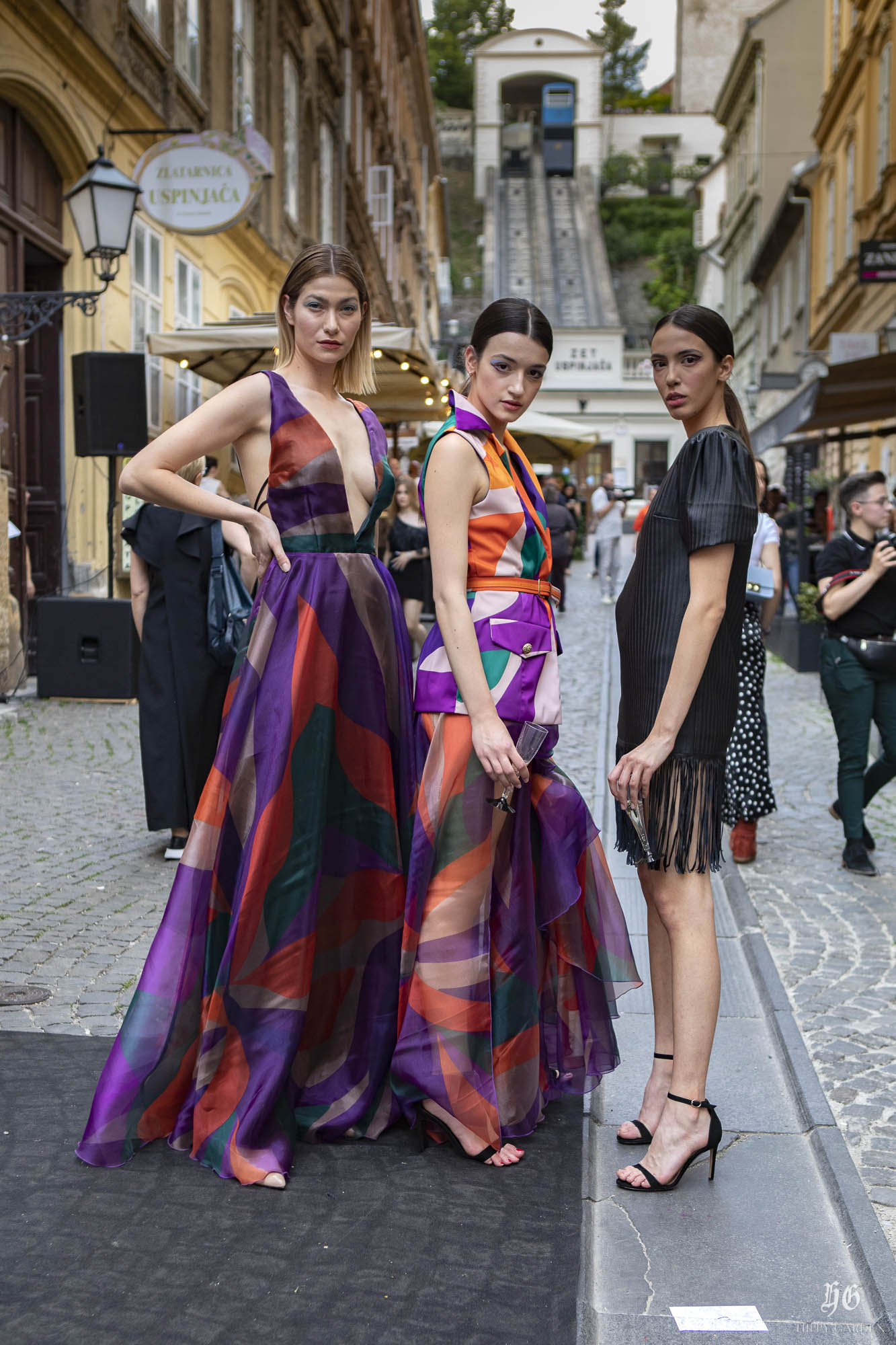 Ulična modna revija #INSPIREDBYART by Hippy Garden Ulična modna revija #INSPIREDBYART by Hippy Garden