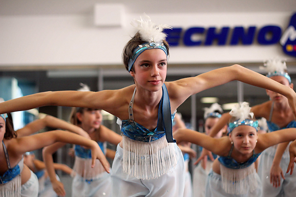 Plesna rapsodija Baletne udruge Pirueta (foto:Saša Čuka) Plesna rapsodija Baletne udruge Pirueta (foto:Saša Čuka)