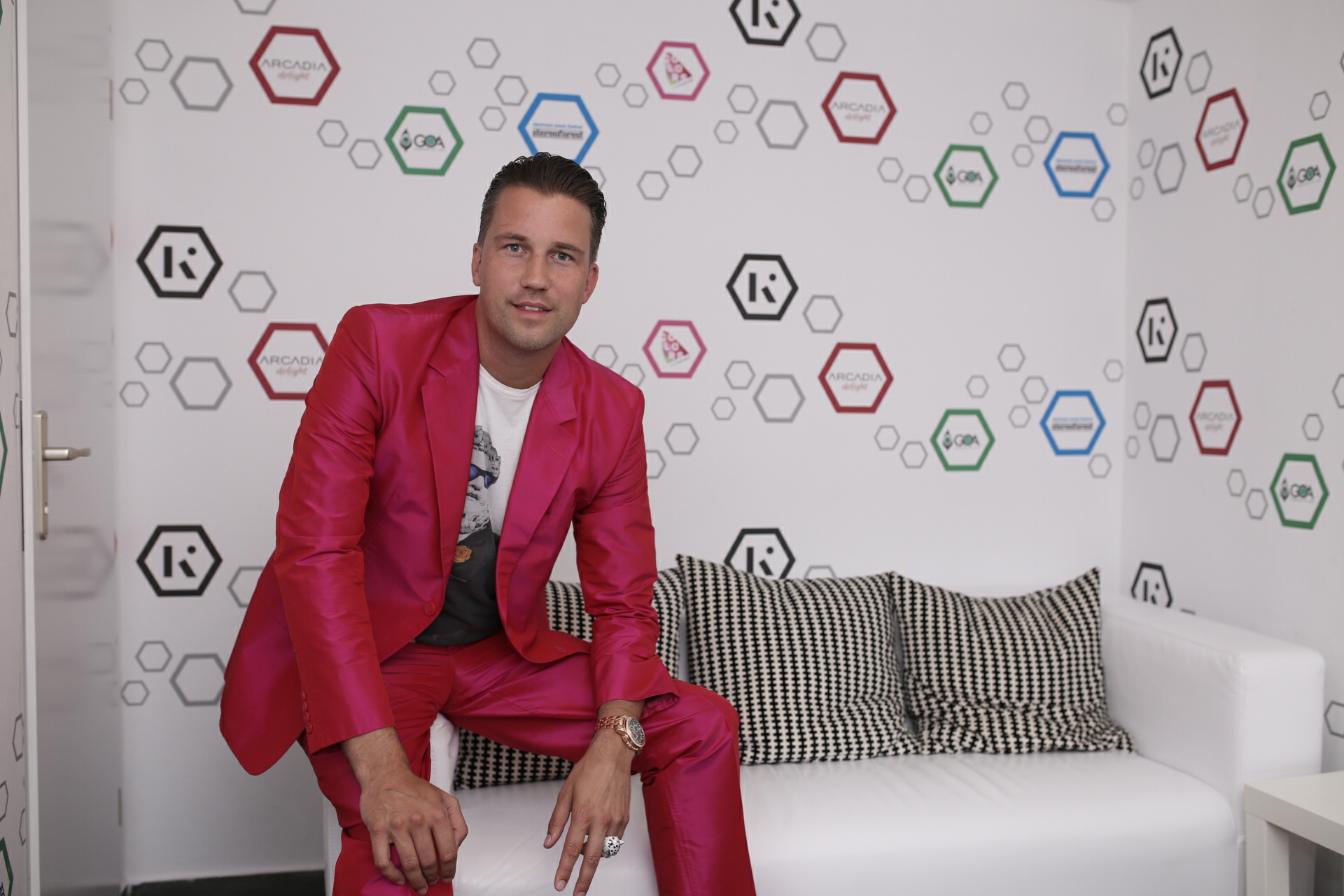 DJ Antoine zapalio Kalypso club, Foto: Bruno Zlomislić DJ Antoine zapalio Kalypso club, Foto: Bruno Zlomislić