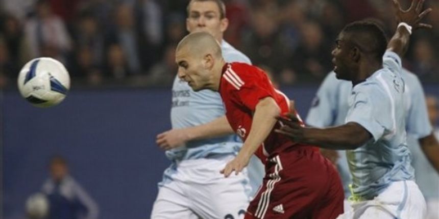 Mladen Petric (AP photo)