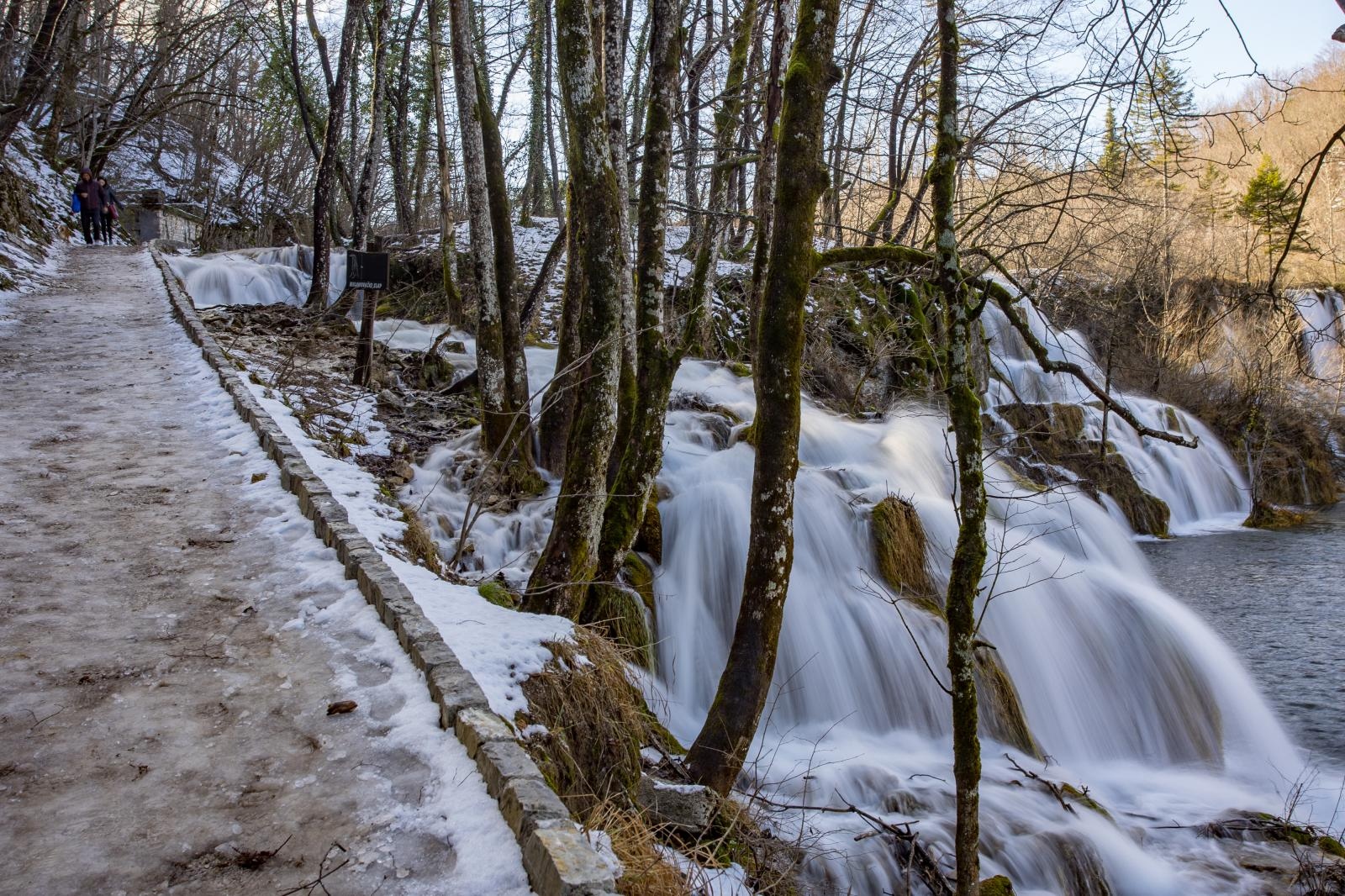 Zimska idila u Nacionalnom parku Plitvička jezera Zimska idila u Nacionalnom parku Plitvička jezera