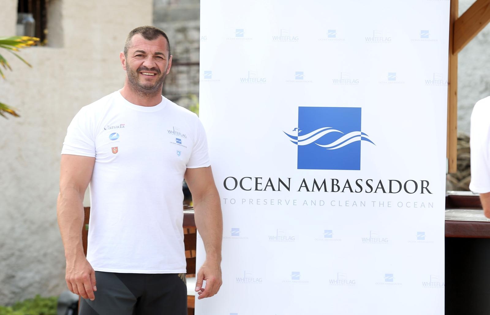 Šest veleposlanika čistilo morsko dno kod Murtera